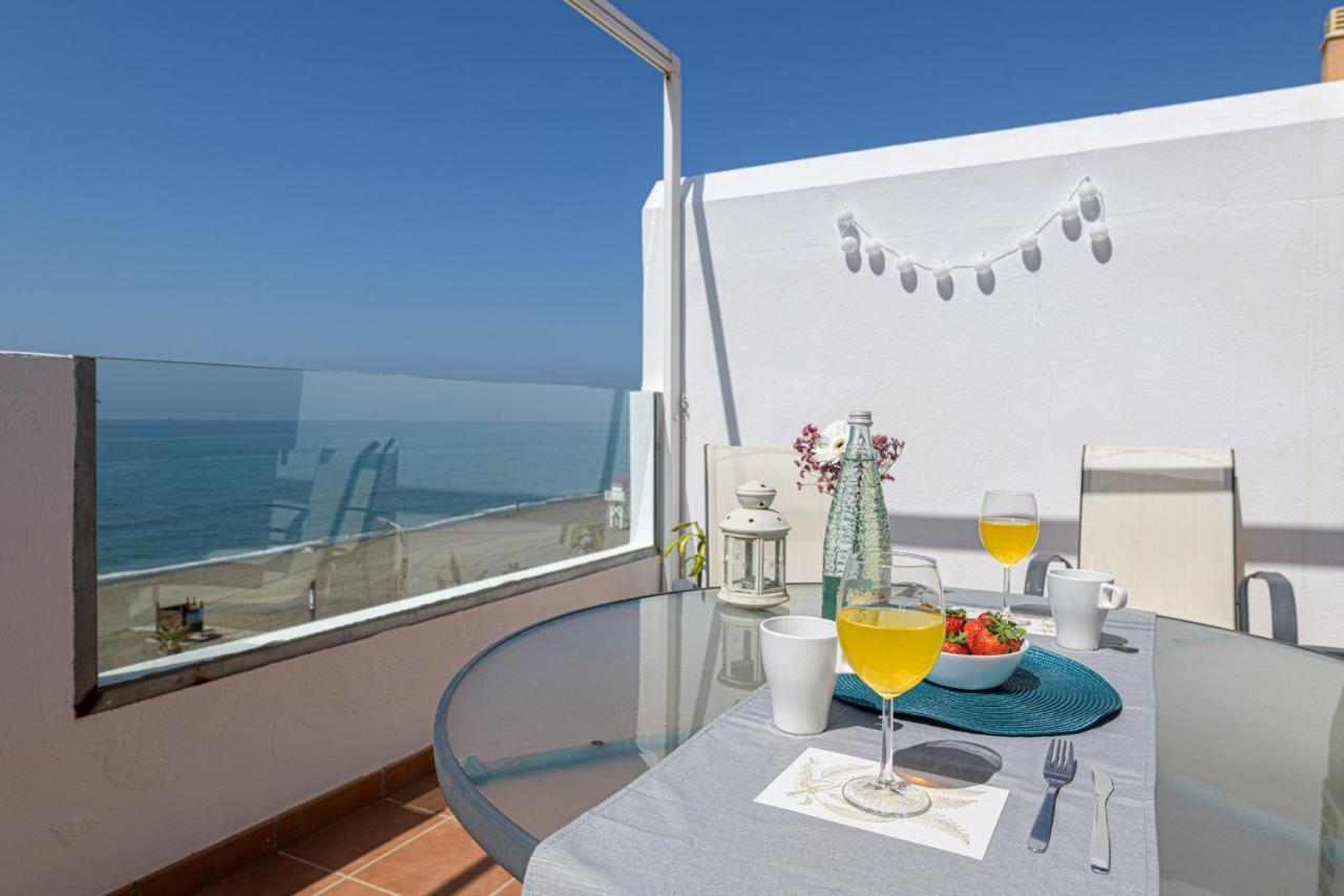 Wintowinrentals Amazing Front Sea View & Relax Torre de Benagalbon Exterior photo